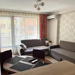 Lägenhet Okolchitsa - Stylish And Cozy Varna