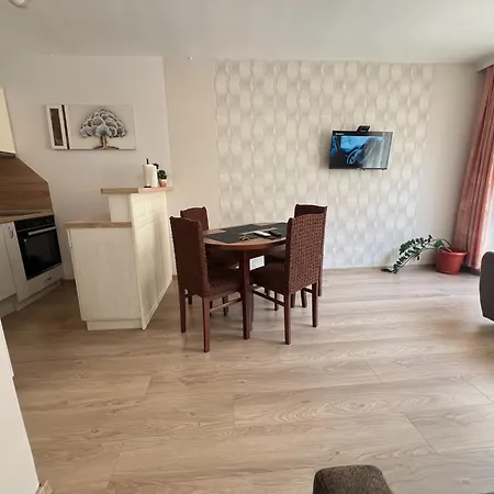 アパート Okolchitsa - Stylish And Cozy ヴァルナ