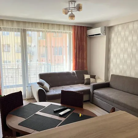 Διαμέρισμα Okolchitsa - Stylish And Cozy Βάρνα