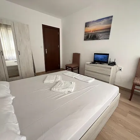 Okolchitsa - Stylish And Cozy Daire *