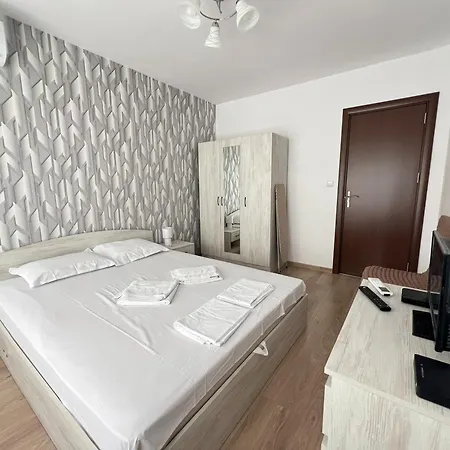 Apartment Okolchitsa - Stylish And Cozy Varna
