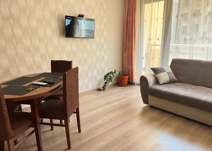 Okolchitsa - Stylish And Cozy Apartment *