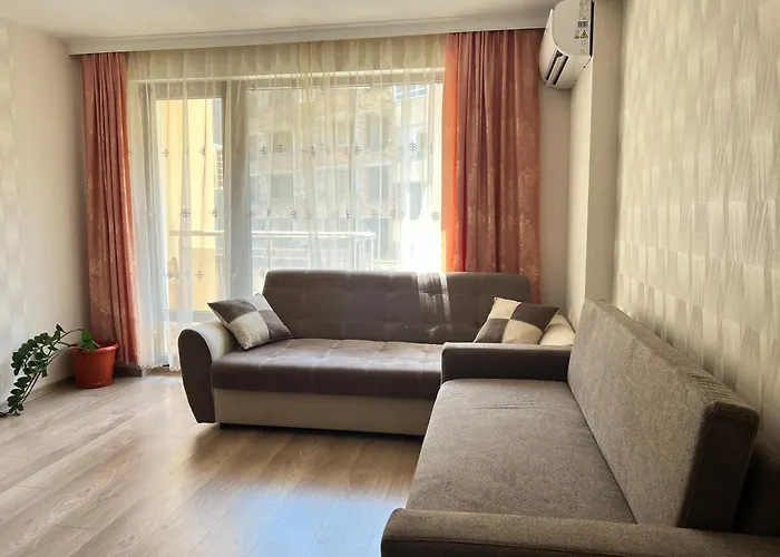Apartment Okolchitsa - Stylish And Cozy Varna