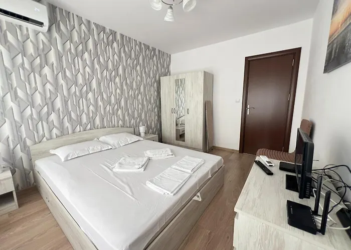 Apartment Okolchitsa - Stylish And Cozy Varna